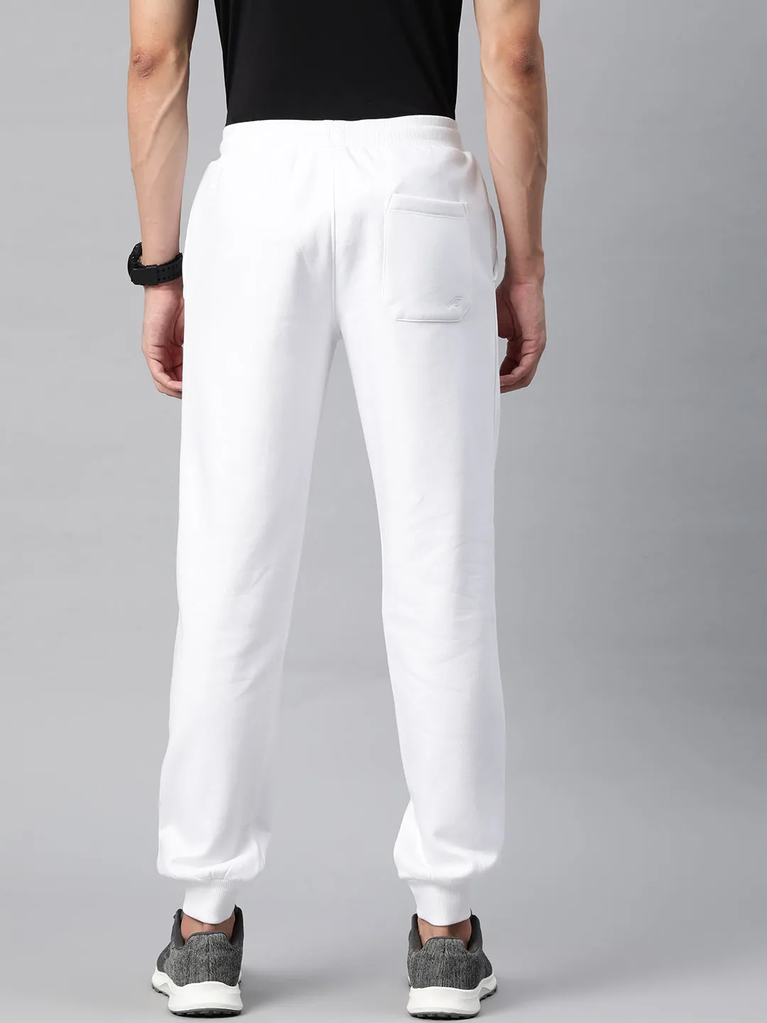 Alcis Men Solid Regular Fit Joggers