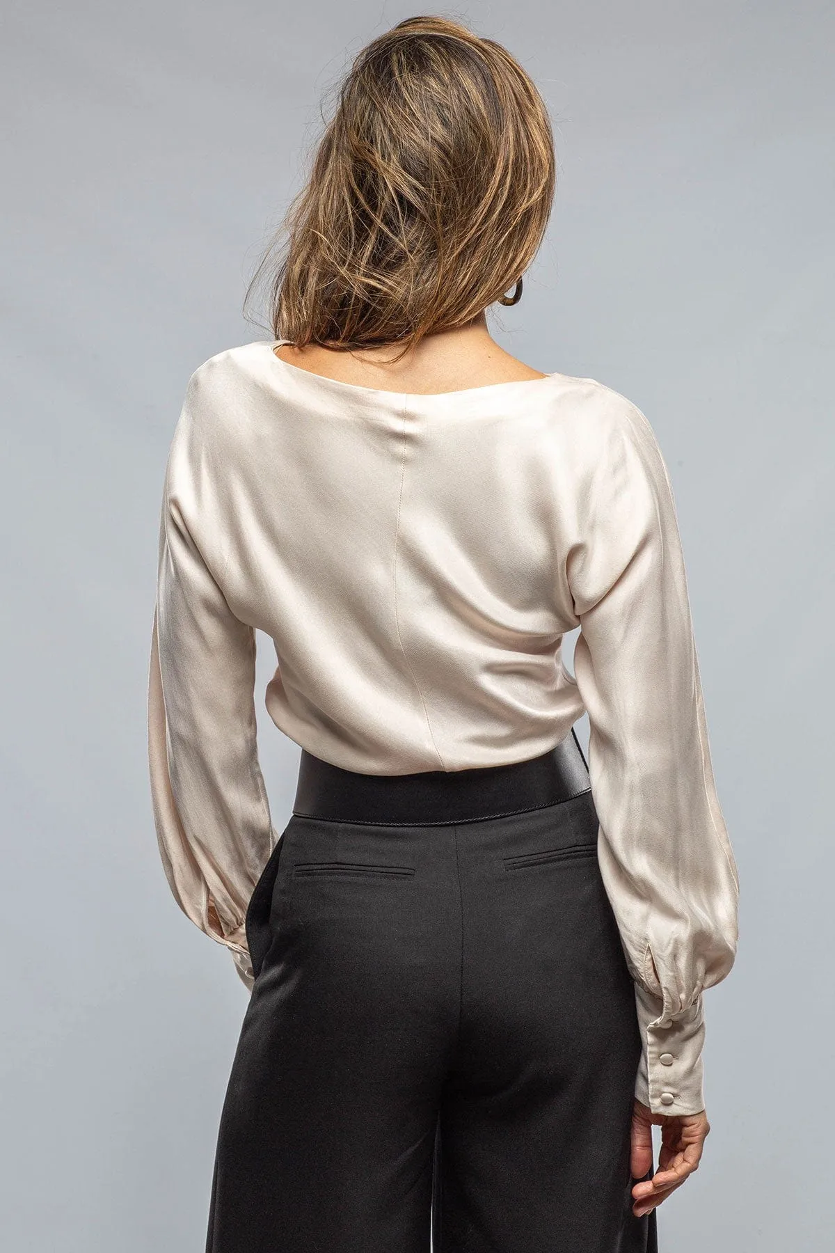 Boatneck Blouse, Cupro, In Cream