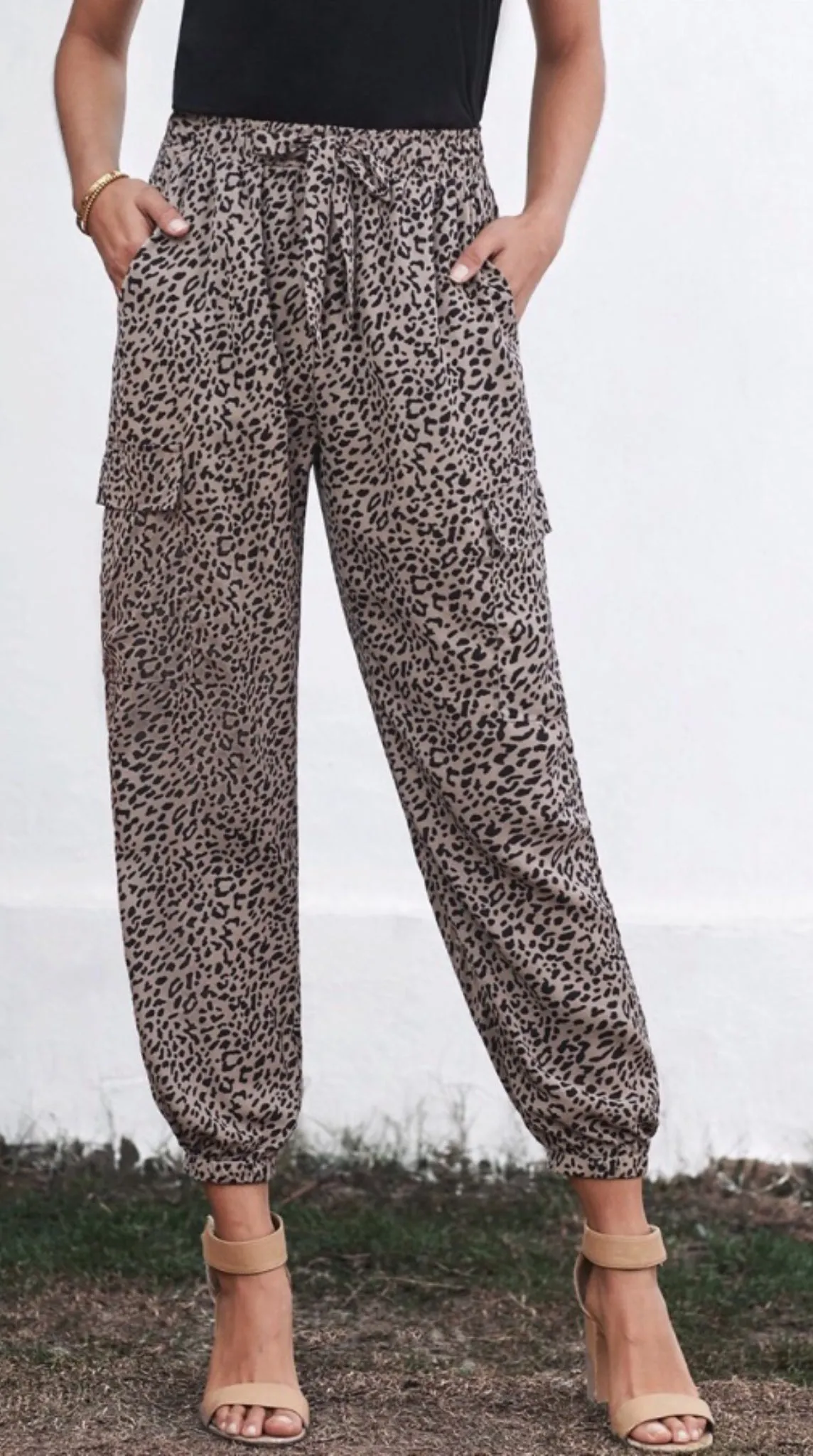 Chic Leopard Print Jogger
