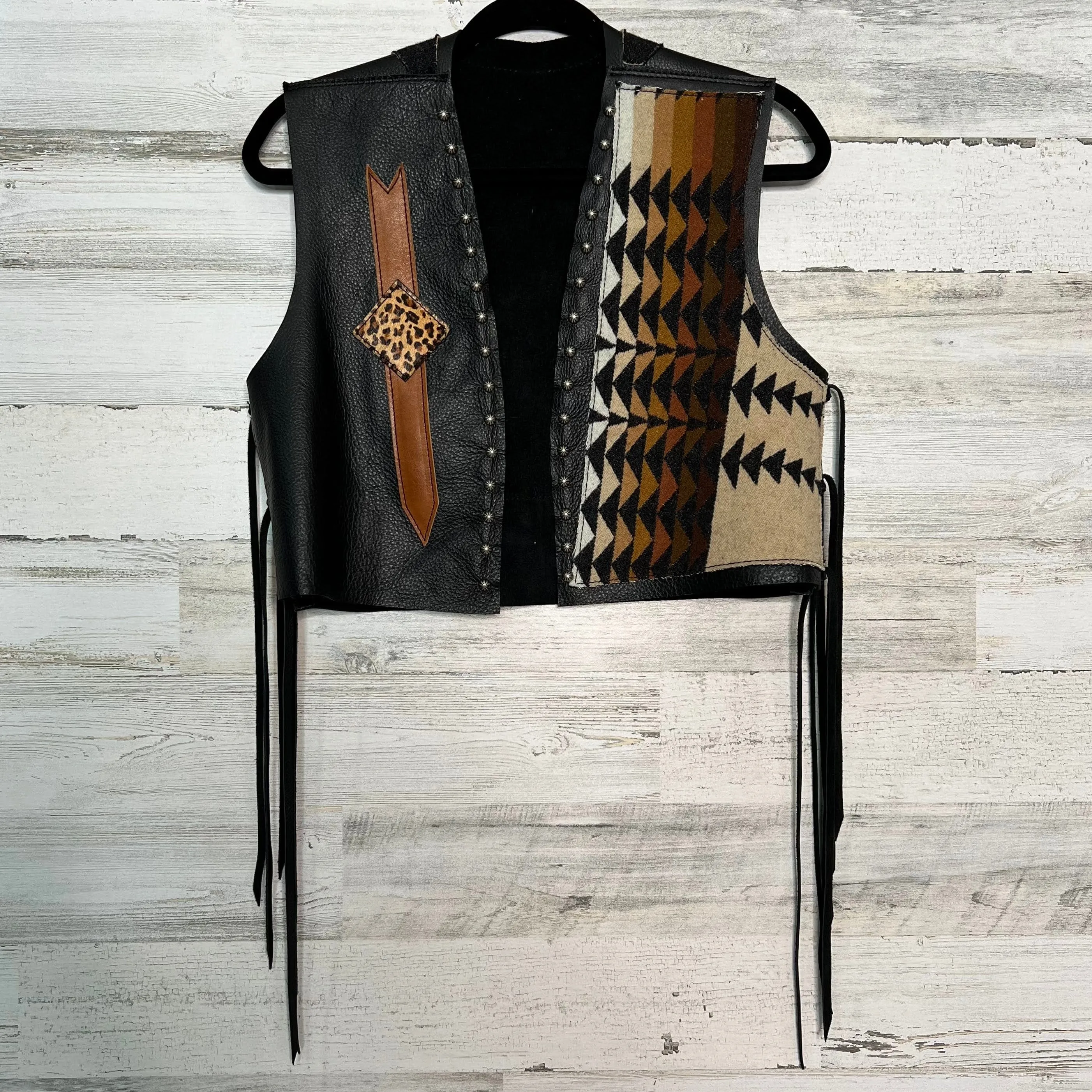 Dana's Rival Vest 01