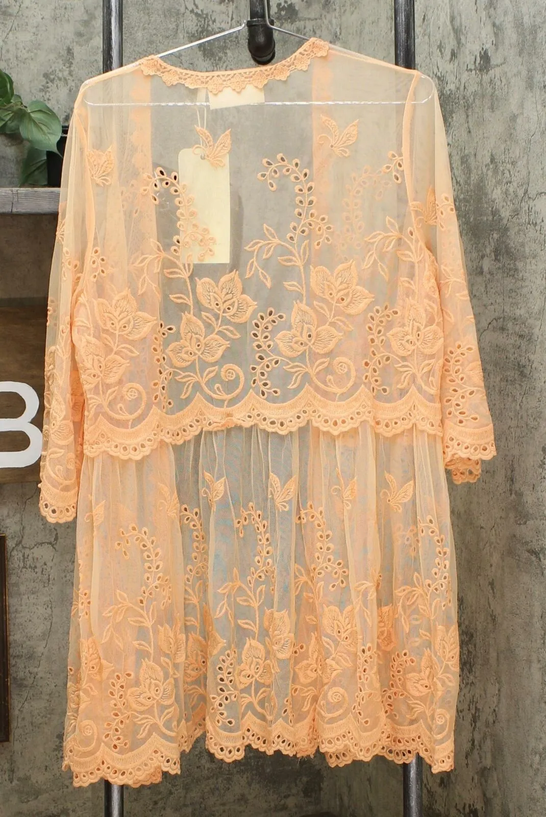 LaBellum by Hillary Scott Women's Lace Topper With Scalloped Hem