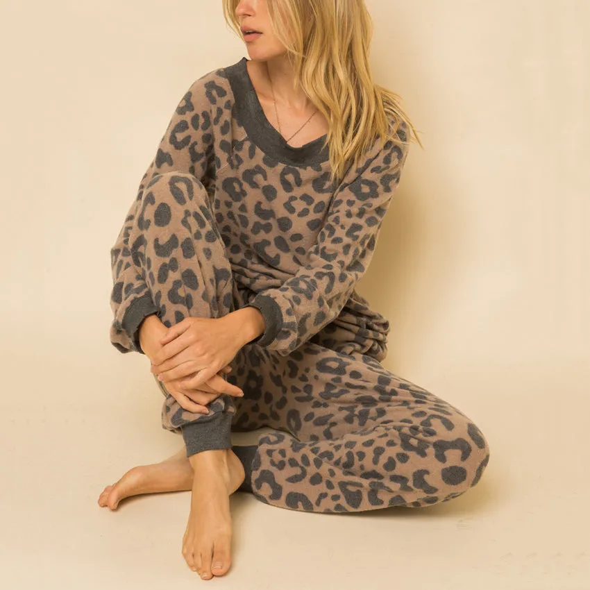 Leo Vibes Sweats