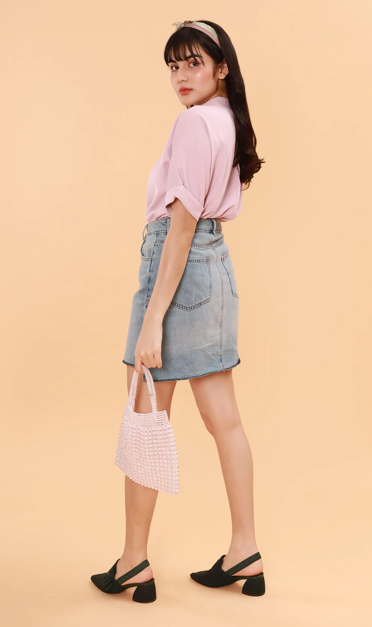 LIVIA Buttoned Mock-Neck Top (Taffy)