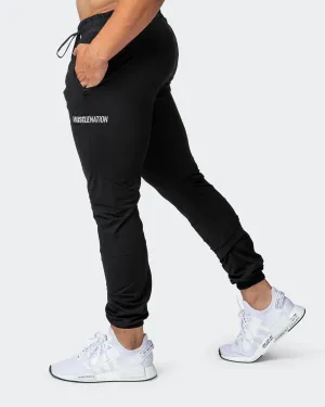Mens Dynamic Lightweight Tapered Joggers - Black