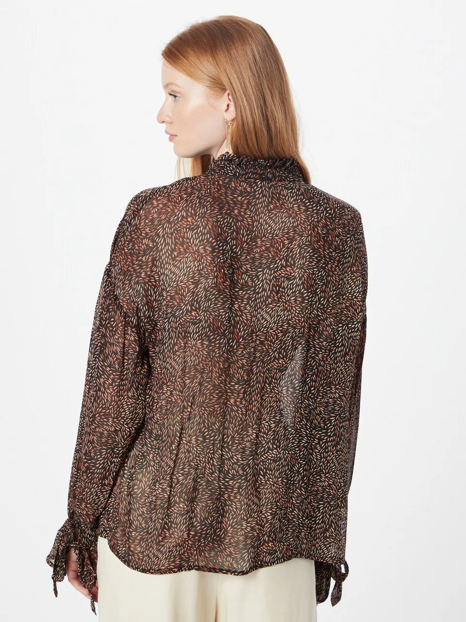 The Penla Blouse - Black