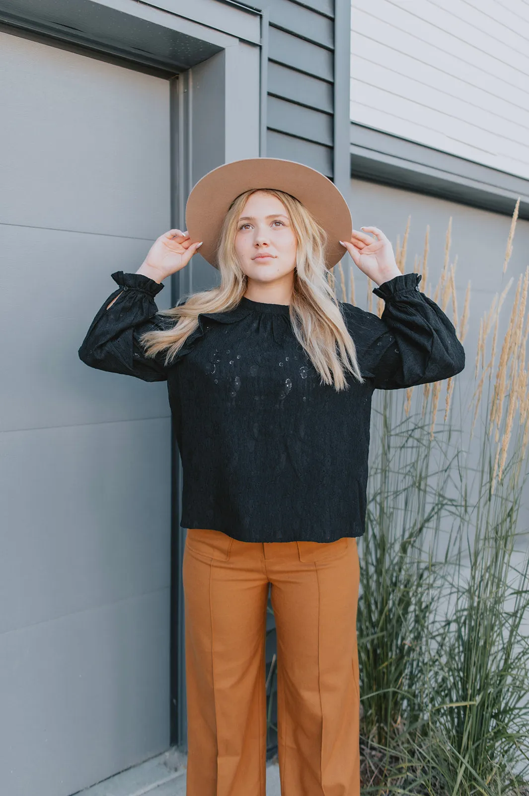 The Serenity Blouse - Black