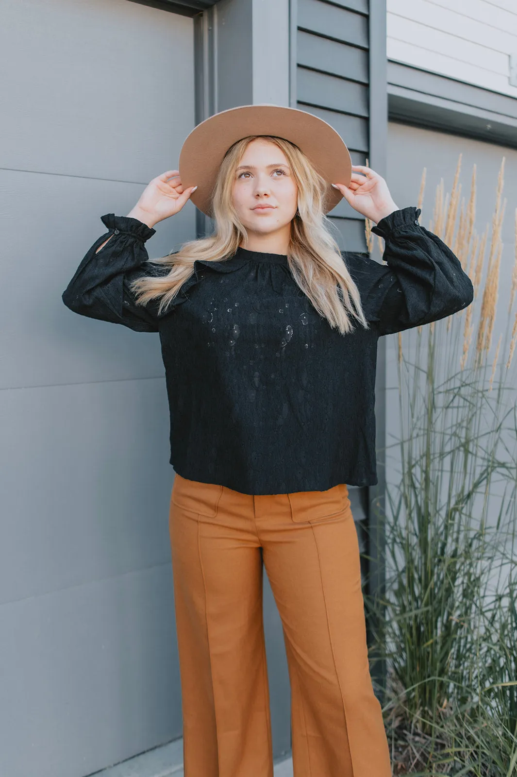 The Serenity Blouse - Black