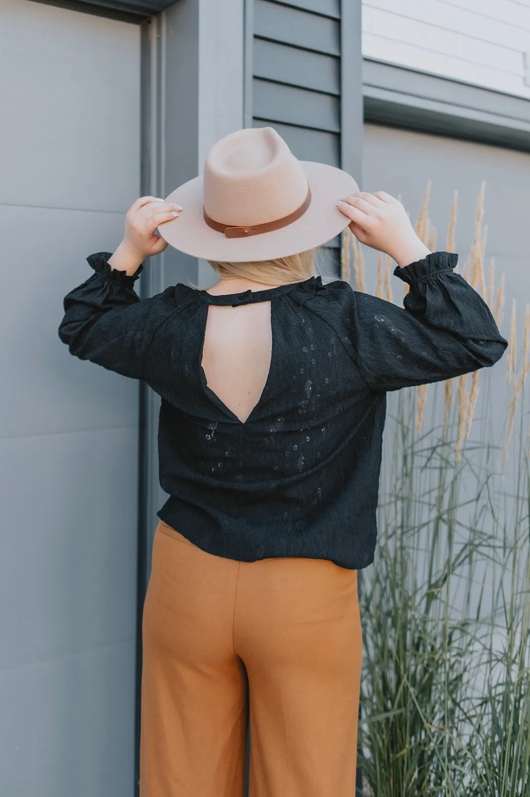 The Serenity Blouse - Black