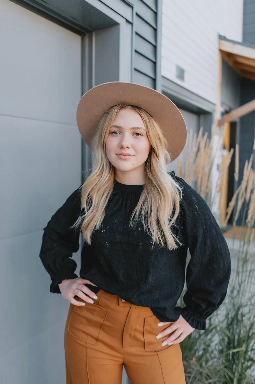 The Serenity Blouse - Black