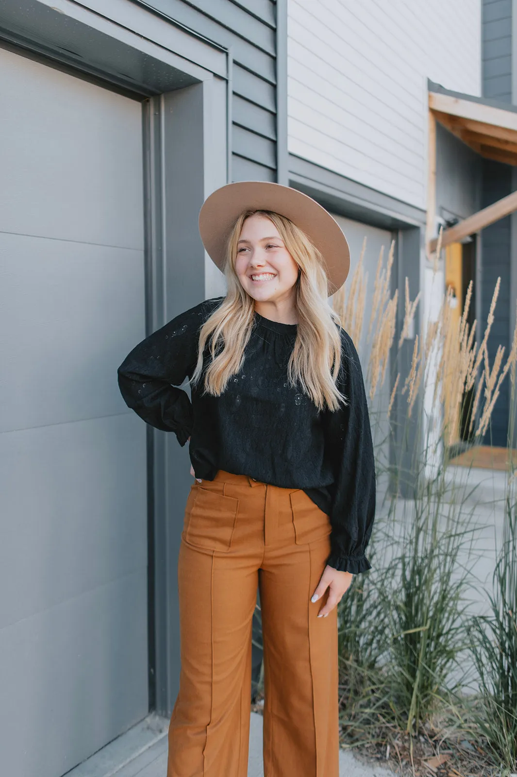 The Serenity Blouse - Black