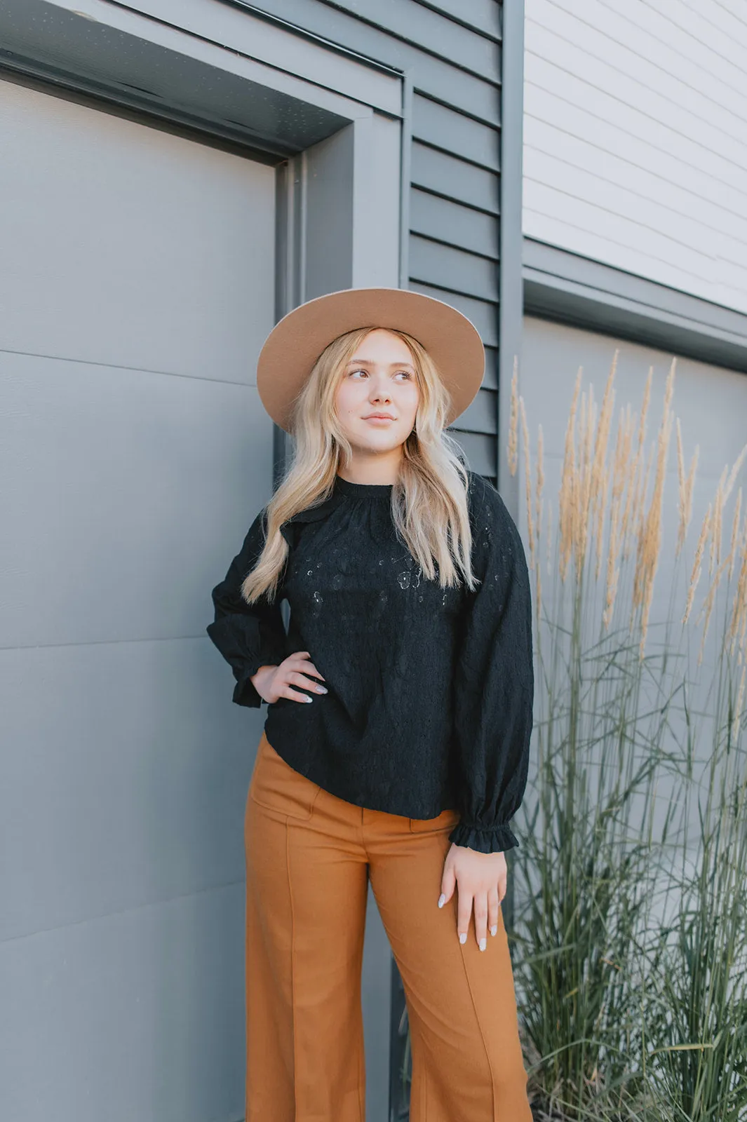 The Serenity Blouse - Black