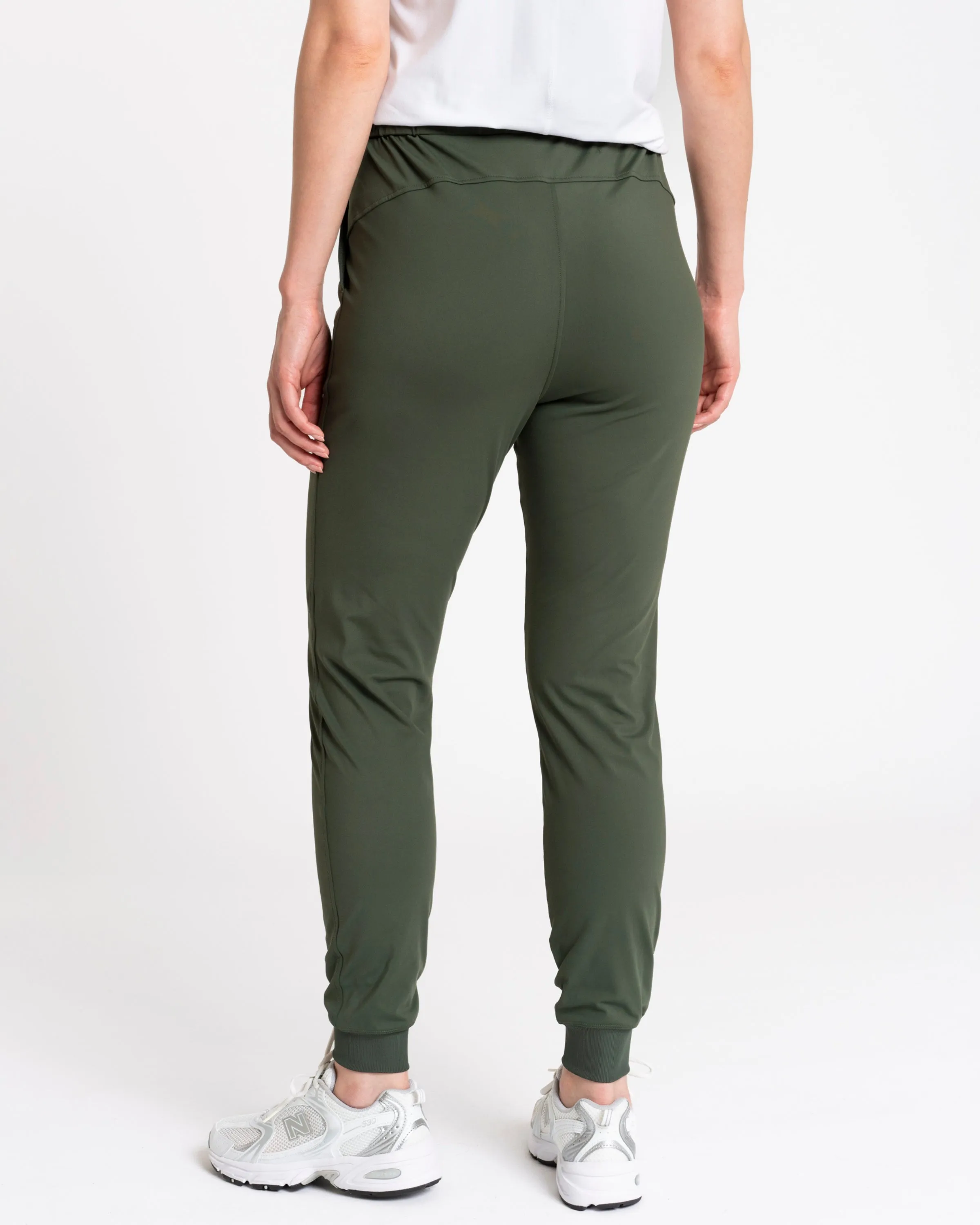 UrbanOne Lightweight Joggers Climbing Ivy