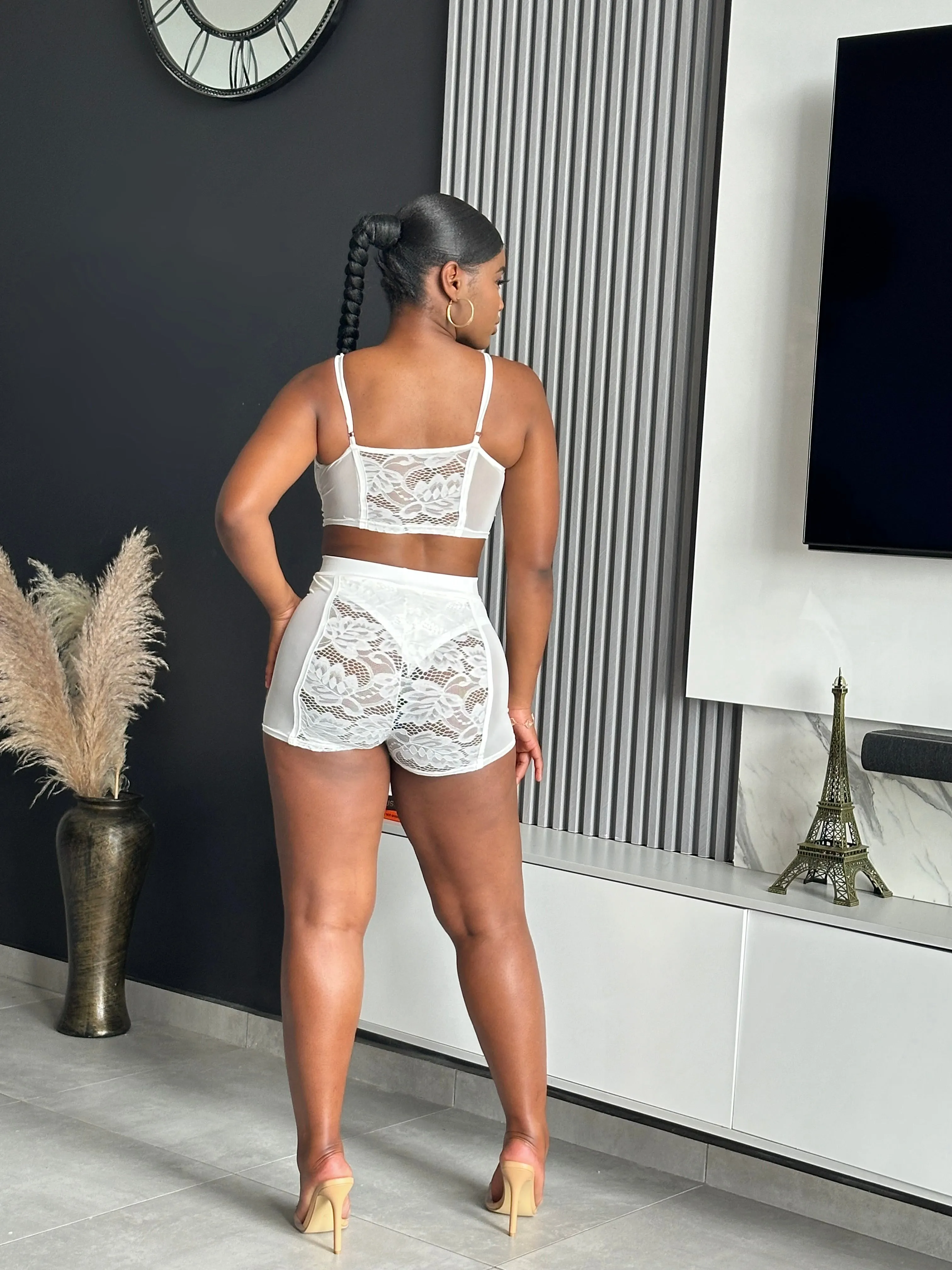 Zasio Lace Short Set
